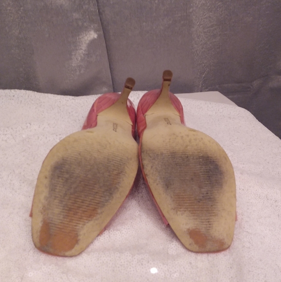 BCBGIRLS Leather heels Sz.7 - Picture 2 of 3